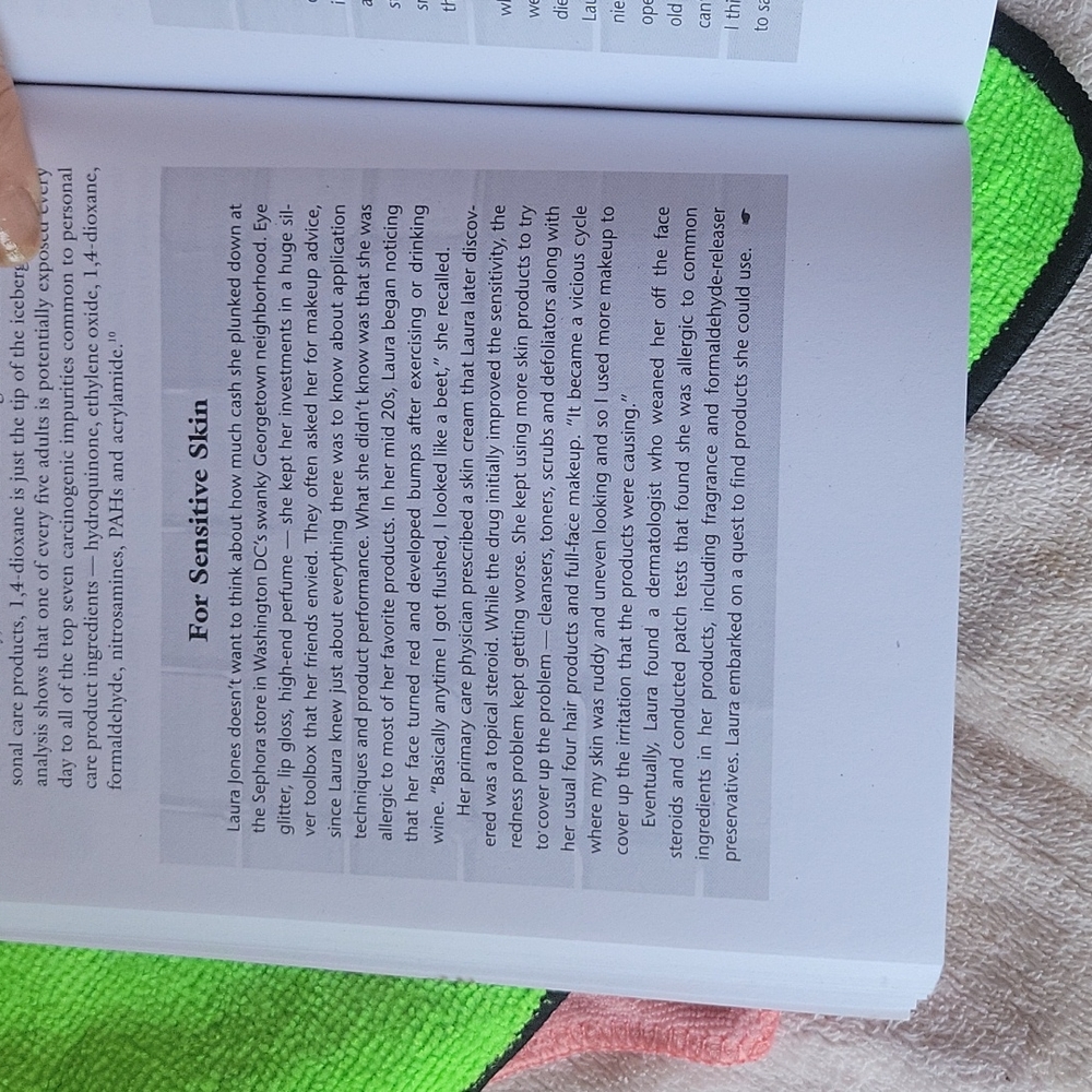 Book - Picture 4 of 5